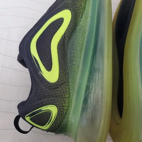 Nike Youth Air Max 720 Retro Future Size 7Y Black Volt Crimson Shoes AQ3196-005 - Picture 9 of 16